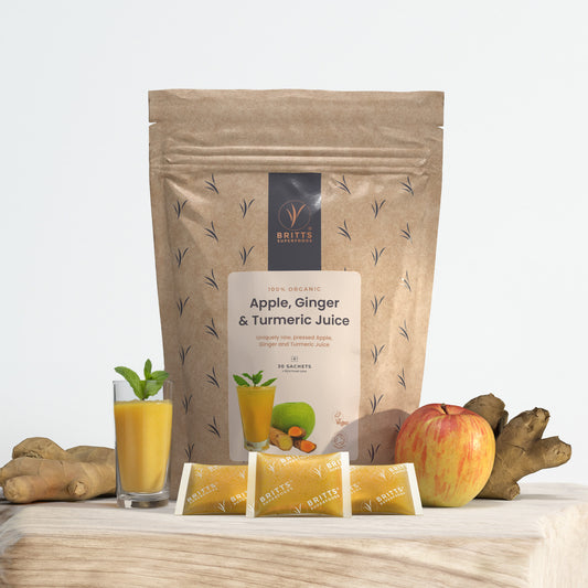 Apple, Ginger and Turmeric Juice Shots